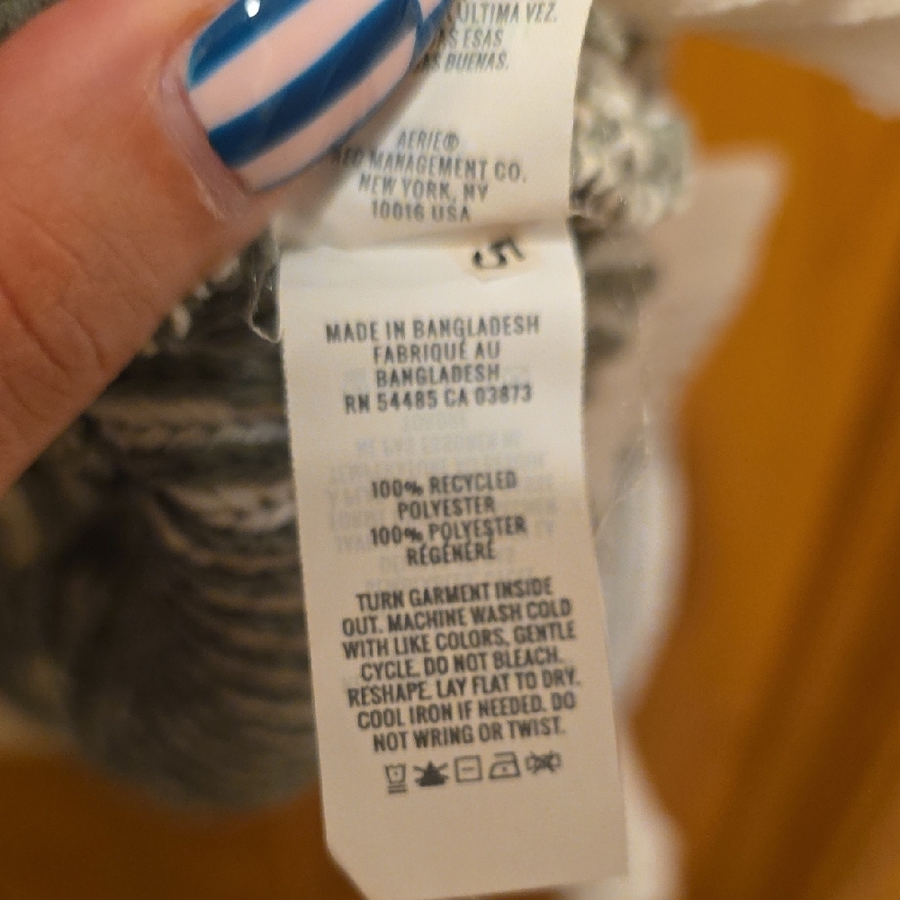 aerie V-Neck Ribbed Sweater in Ivory and Green Stripe - Picture 4 of 5